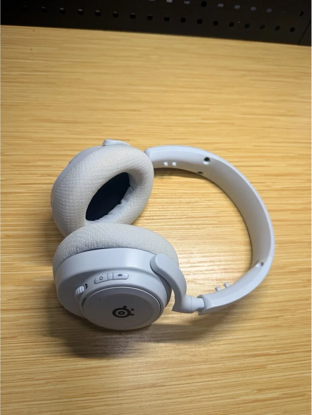 Steelseries headphones only